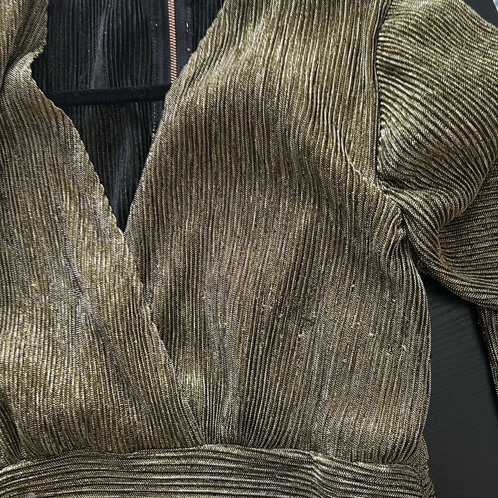 Fashion Nova Gold Shimmer Dress balloon sleeves - Picture 8 of 9